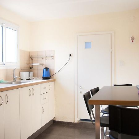 Neve Tzedek Original Style Apartments Tel Aviv Exterior photo