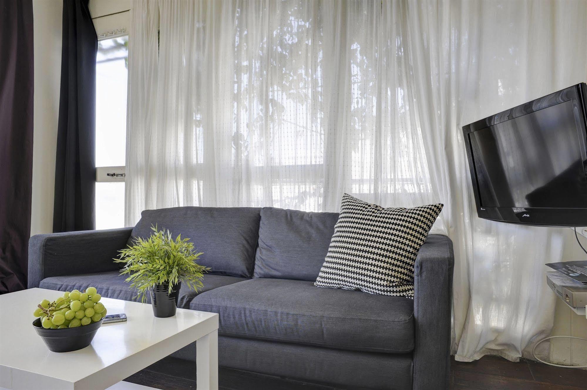 Neve Tzedek Original Style Apartments Tel Aviv Exterior photo